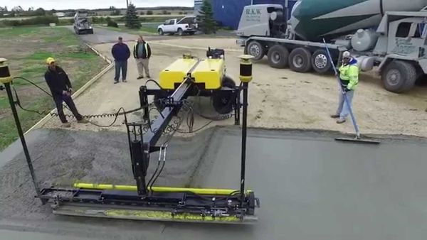 Laser Guided 3D Guided Concrete Screed